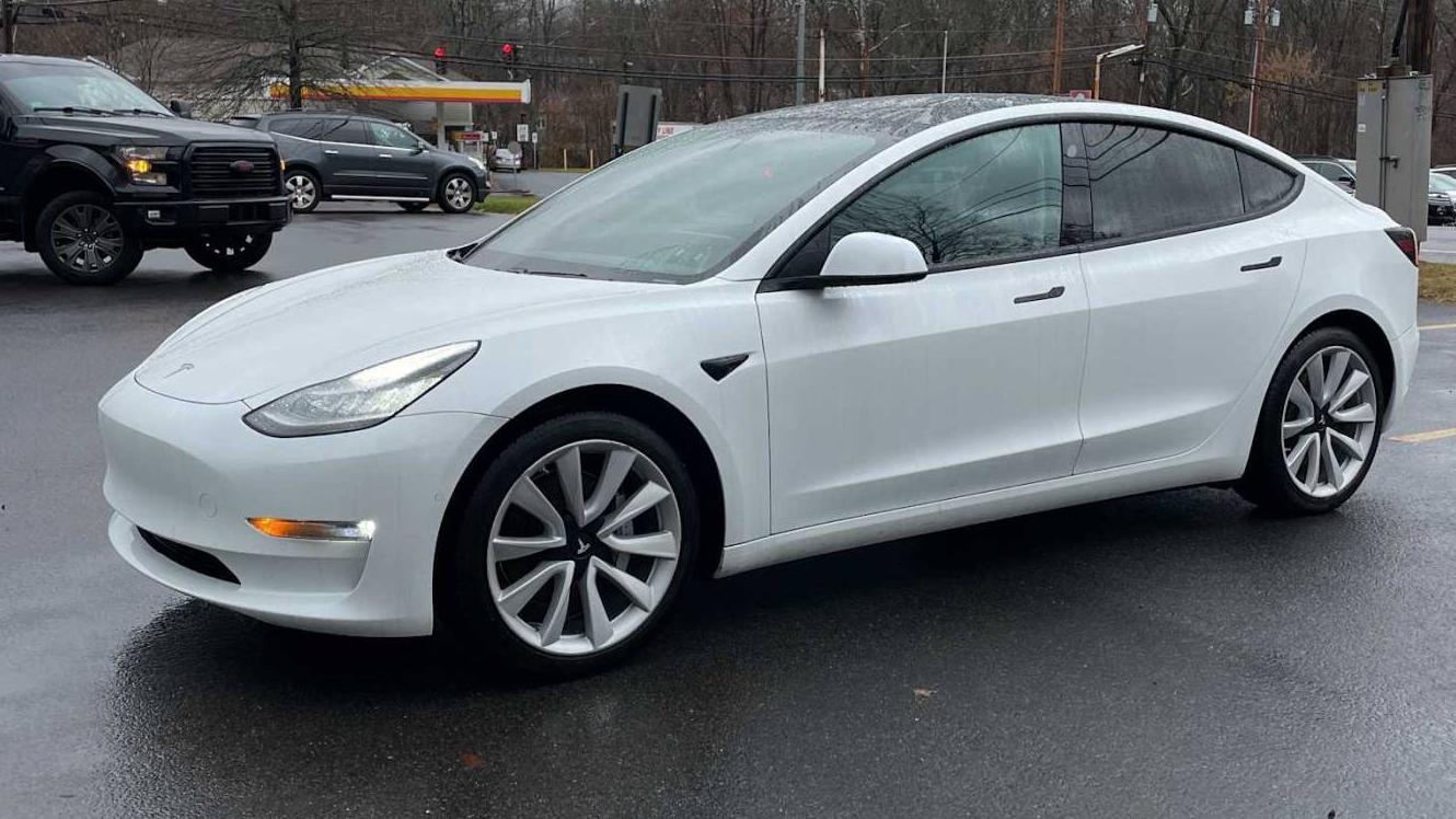 TESLA MODEL 3 2020 5YJ3E1EBXLF638583 image